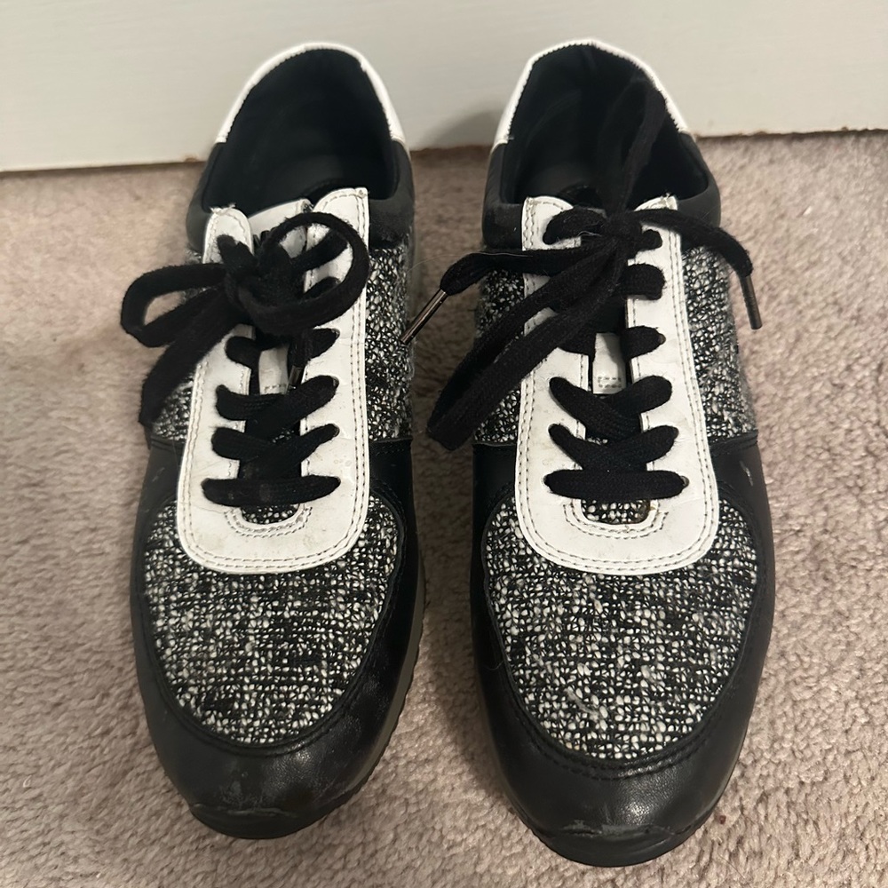Michael Kors sneakers size 8